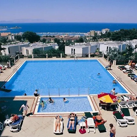 Seaview Hotel 3*