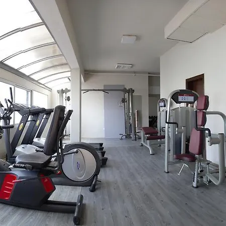 Seaview מלון קוסדסי